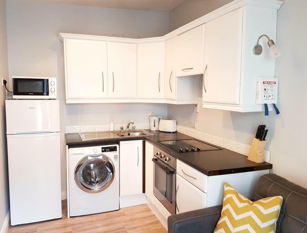Townhouse In Centre Of Cobh 아파트 외부 사진
